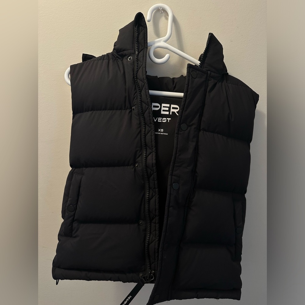 Aritzia TNA Superpuff Vest